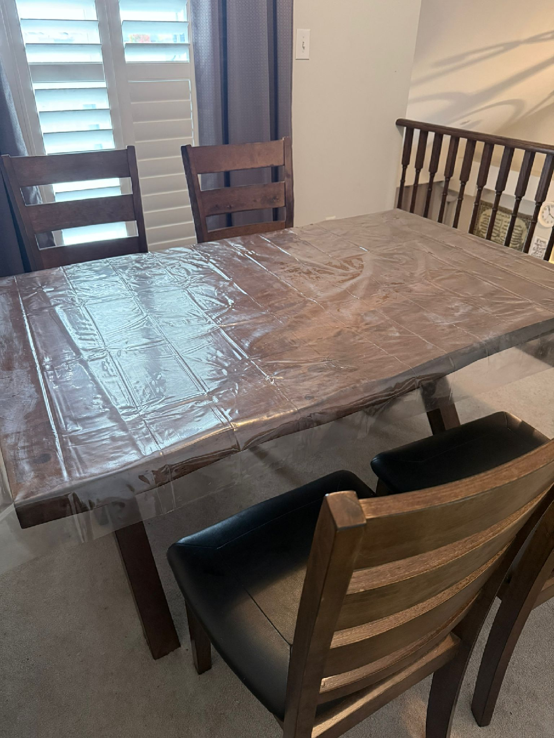 Dining Table with Chairs (6 chairs )