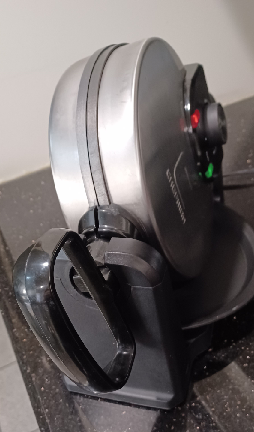 Chefman Rotating Waffle Maker - photo 4
