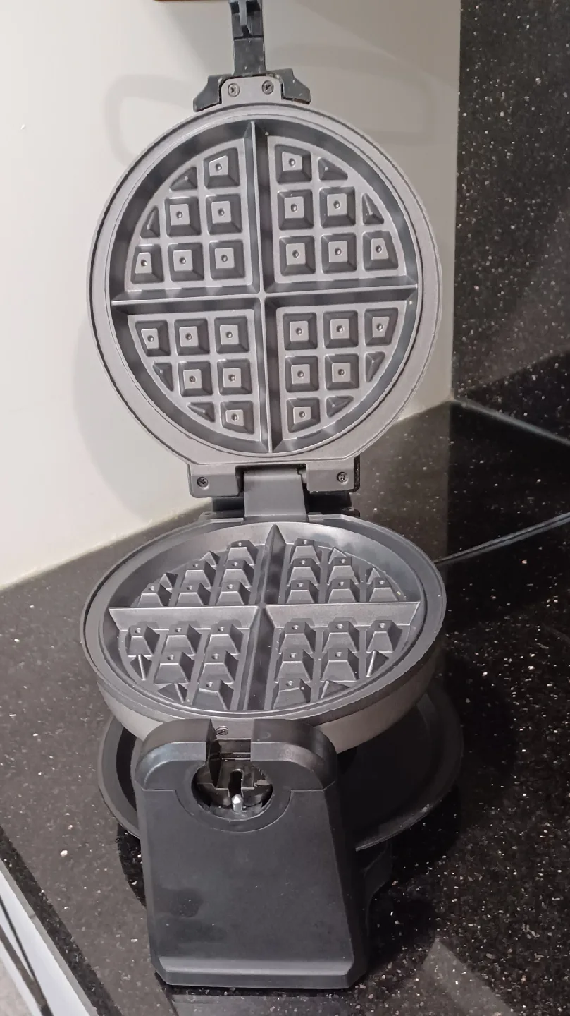 Chefman Rotating Waffle Maker image indicator(5)