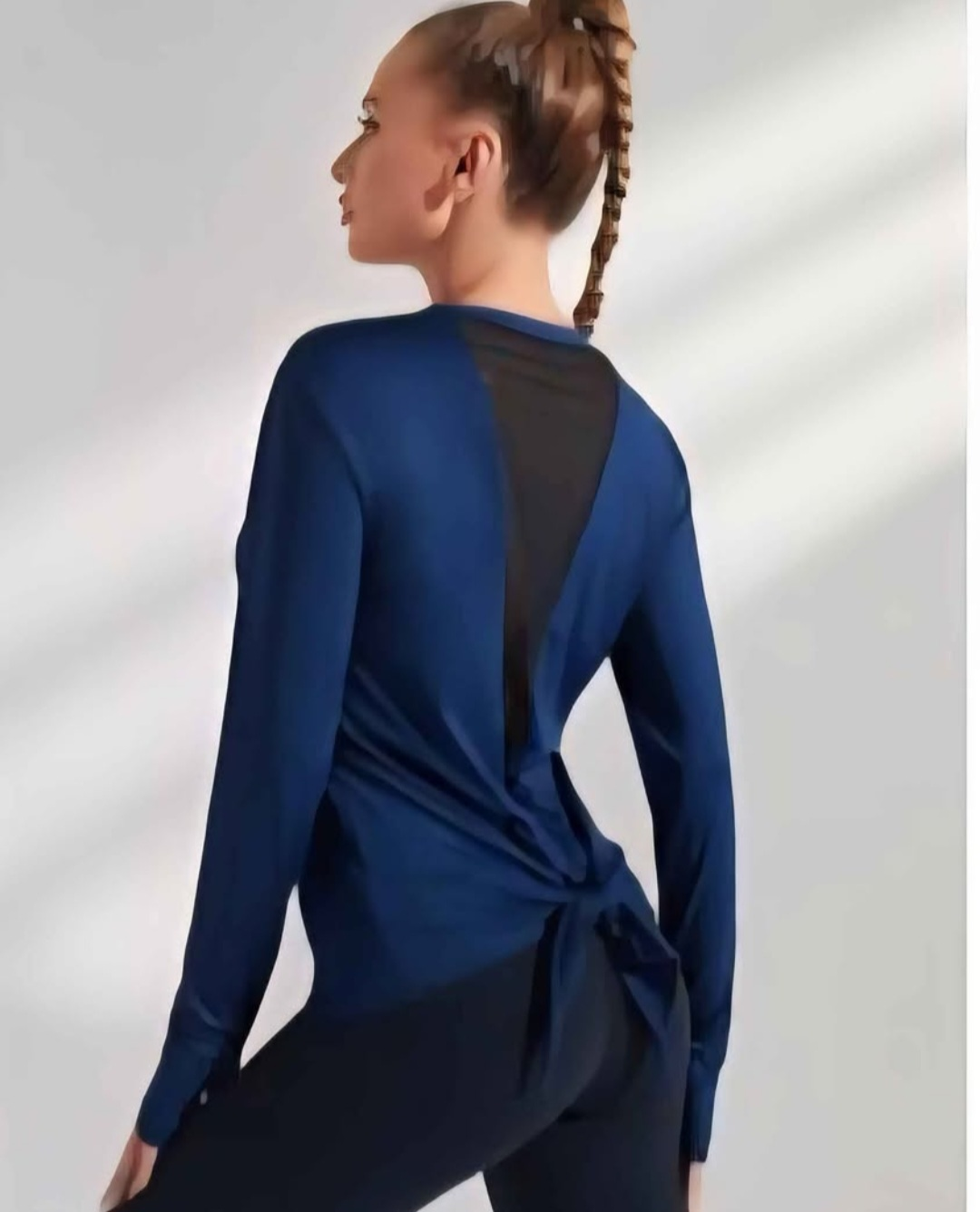 Blue Long Sleeve Workout Top (Small)