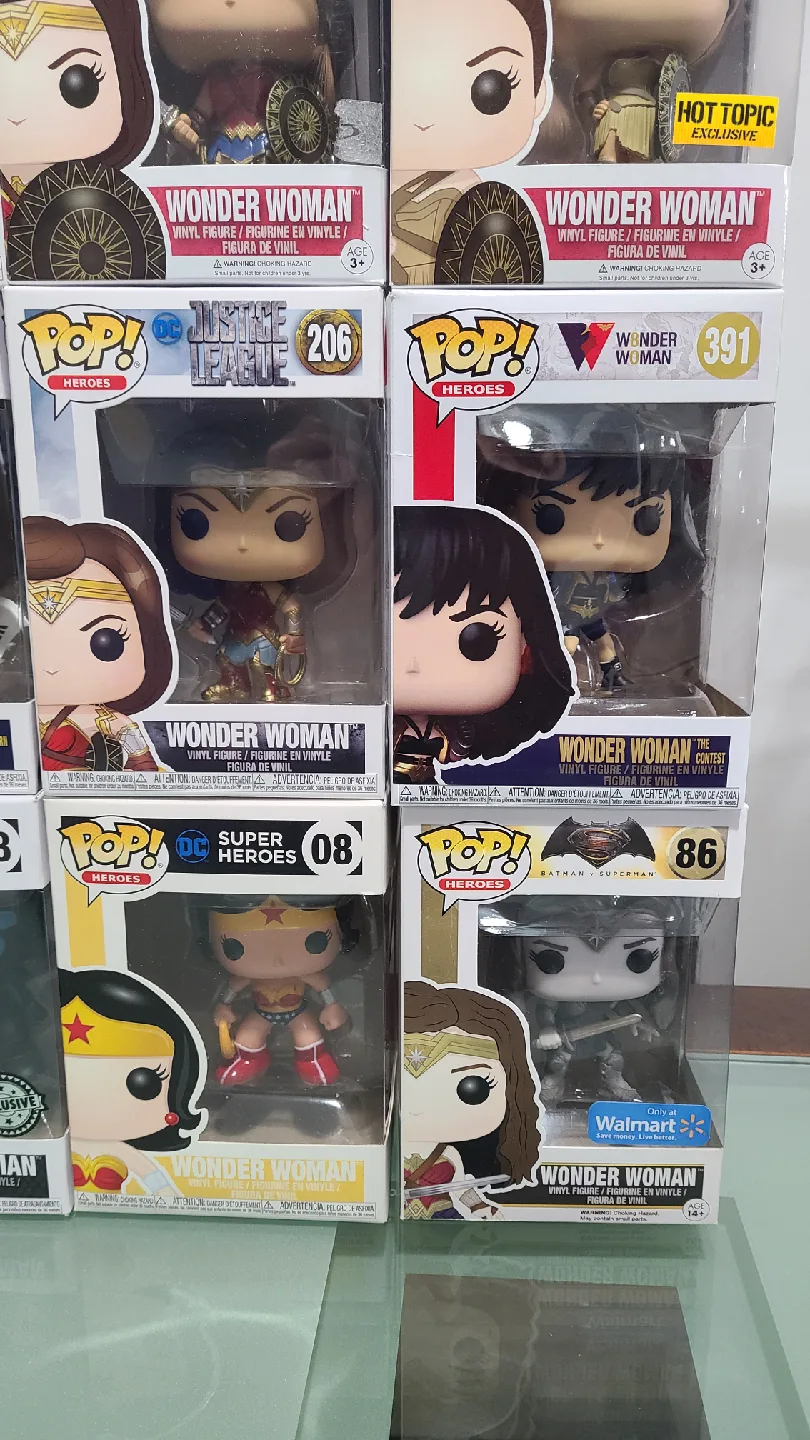 Funko Pop! Wonder Woman Vinyl Figures Collection image indicator(4)