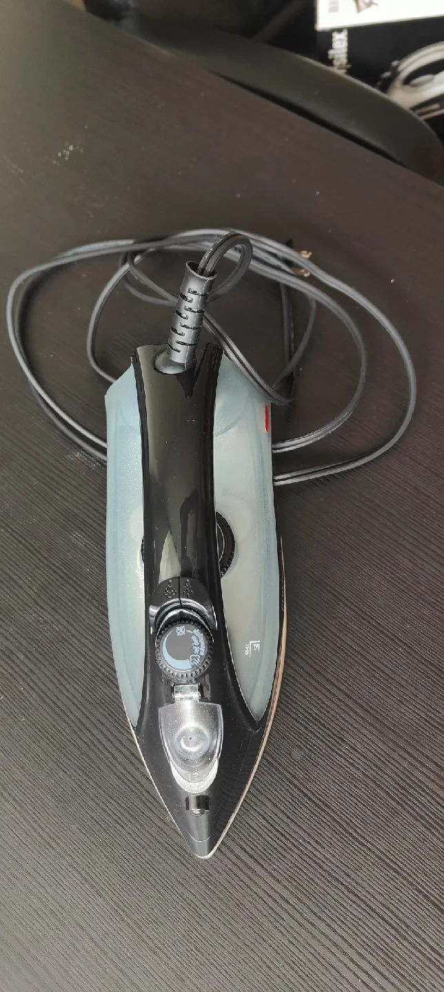 Proctor Silex Iron with Adjustable Steam - Like New image indicator(8)