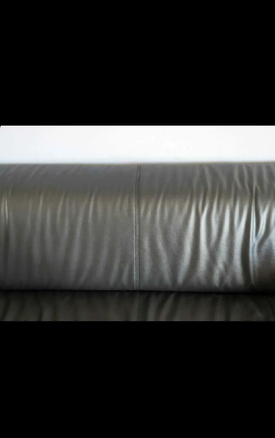 Sleek Black Leather Sofa – Modern, Comfy & Ready for Pickup! image indicator(4)