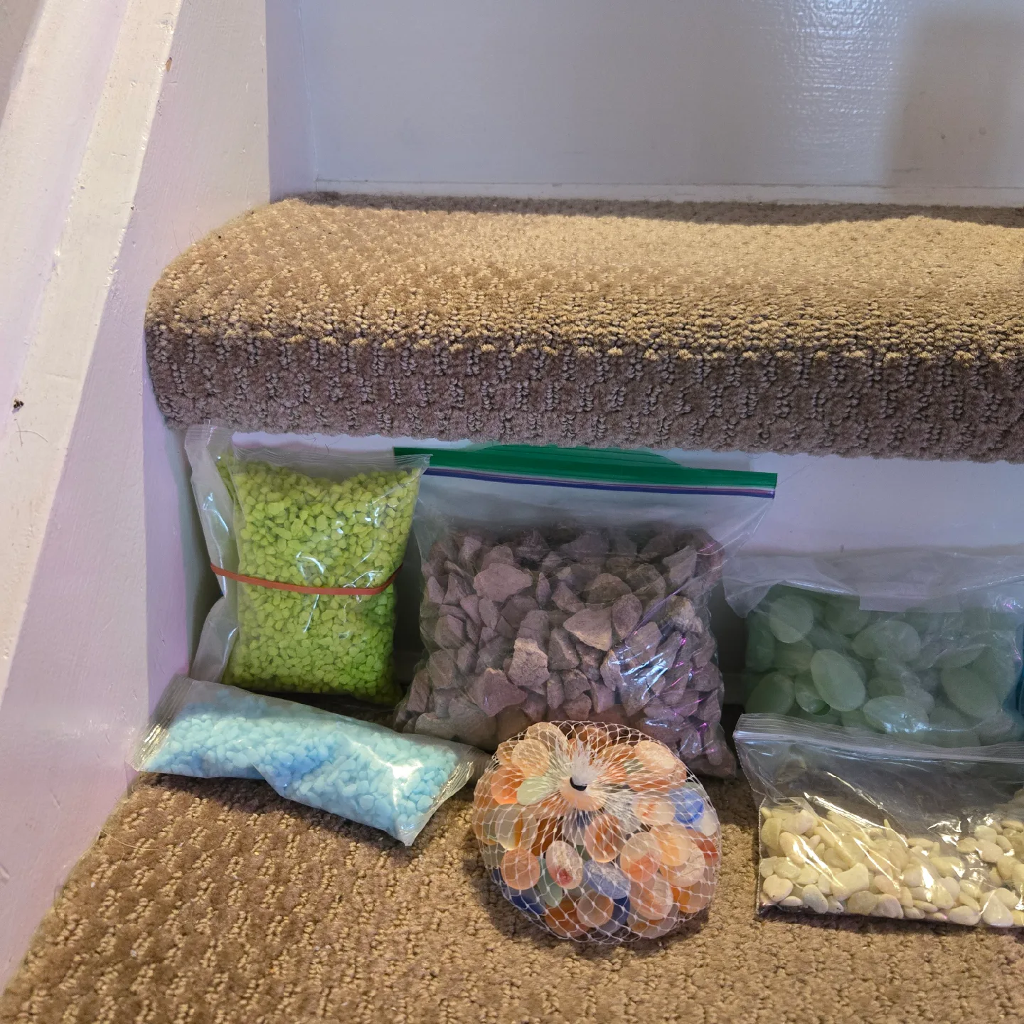 Crafts Gravel & Decorative Pebbles image indicator(2)