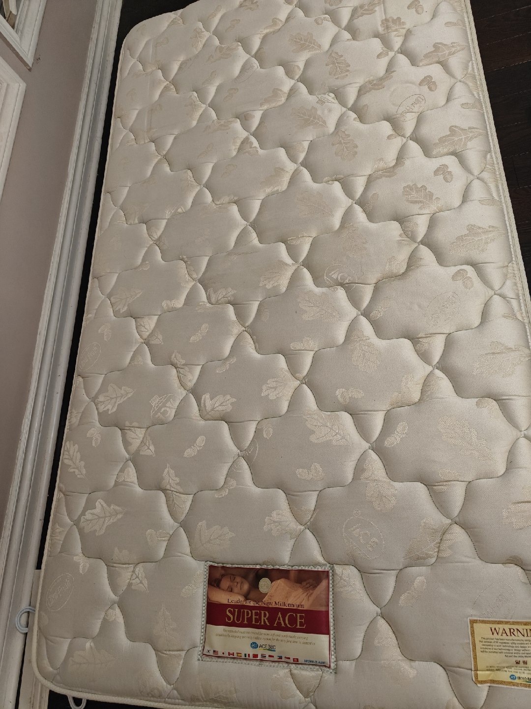Premium Ace Bed Twin Mattress for Sale - Quick Move! - photo 4