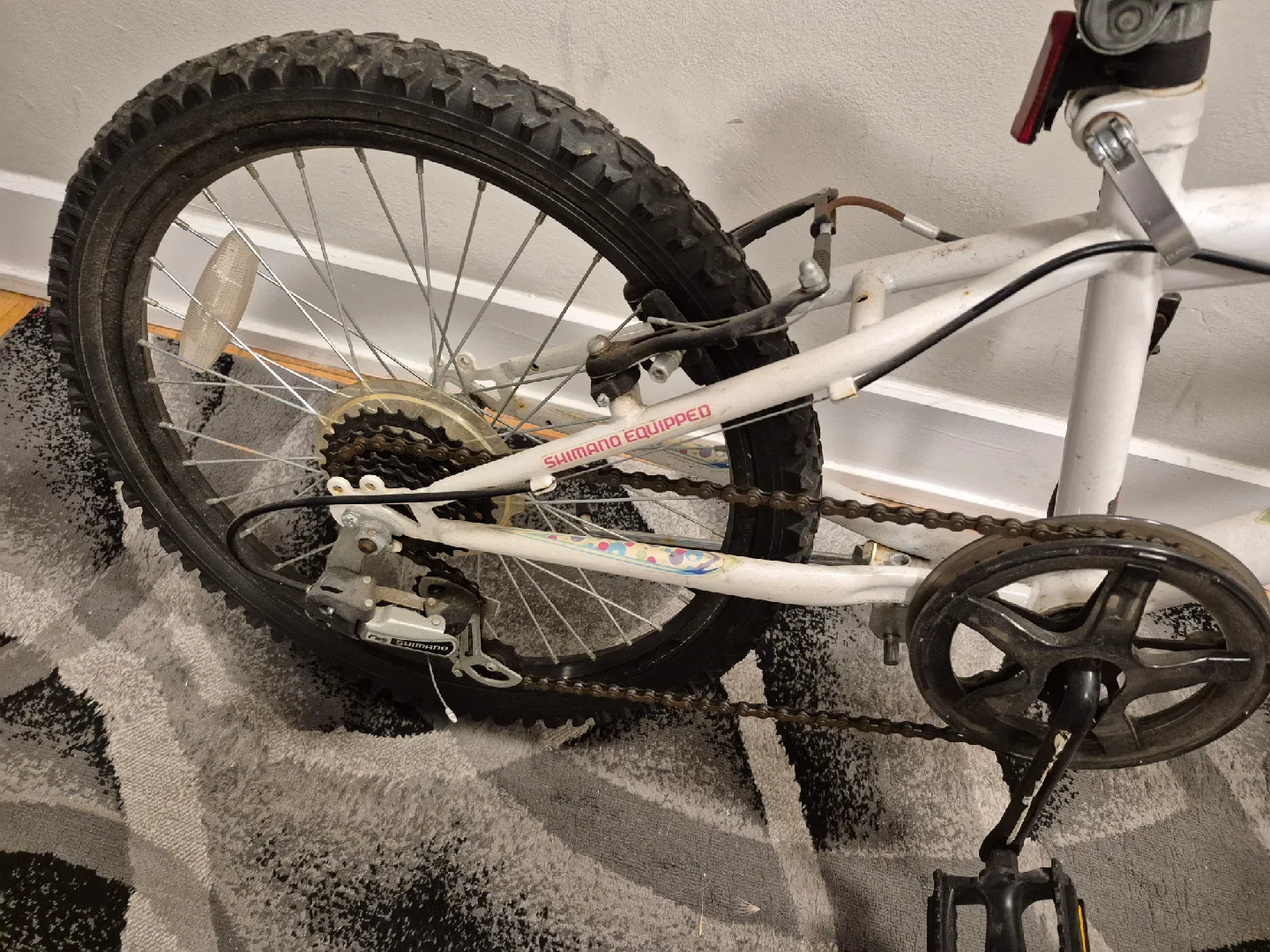 Meyou Nakamura Kids Bike - White image indicator(3)