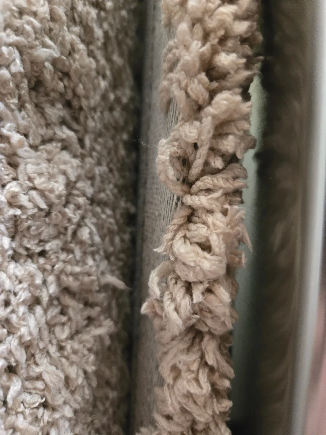 Large Beige Shag Rug image indicator(5)