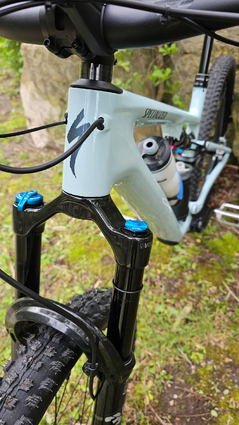 2025 Specialized Epic EVO Comp carbon image indicator(5)