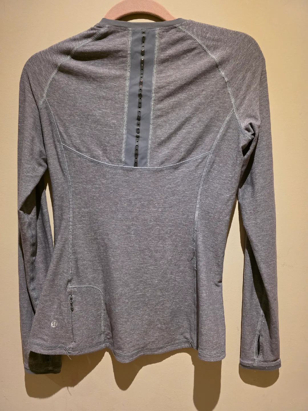 Lululemon Long Sleeve Top, Grey, Size 6 image indicator(2)