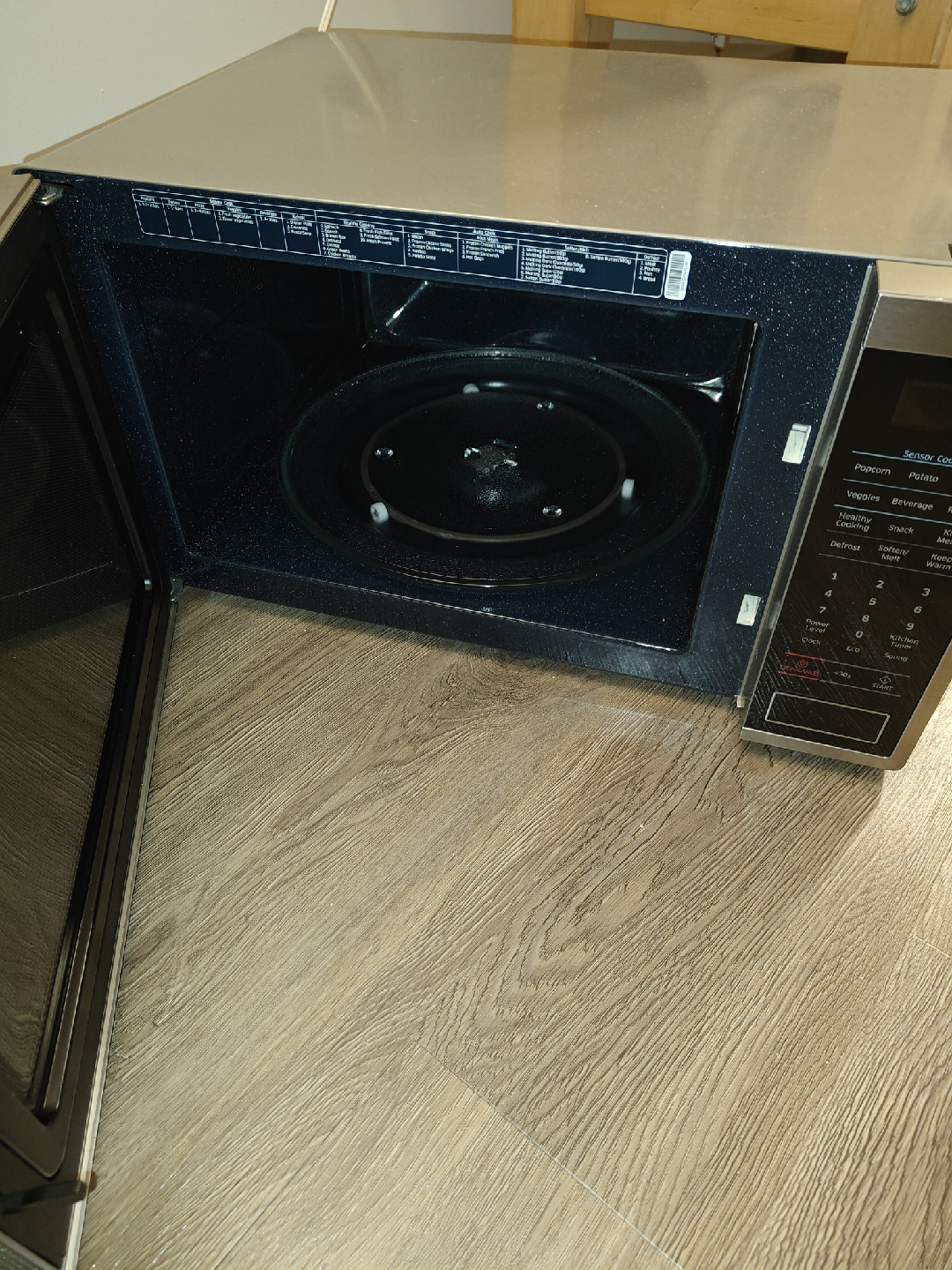 Samsung Microwave - photo 2