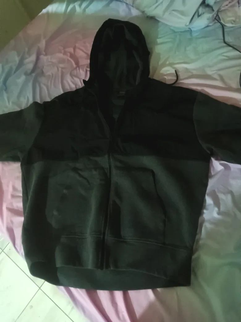 American Eagle Two-Tone Grey Zip-Up Hoodie image indicator(7)