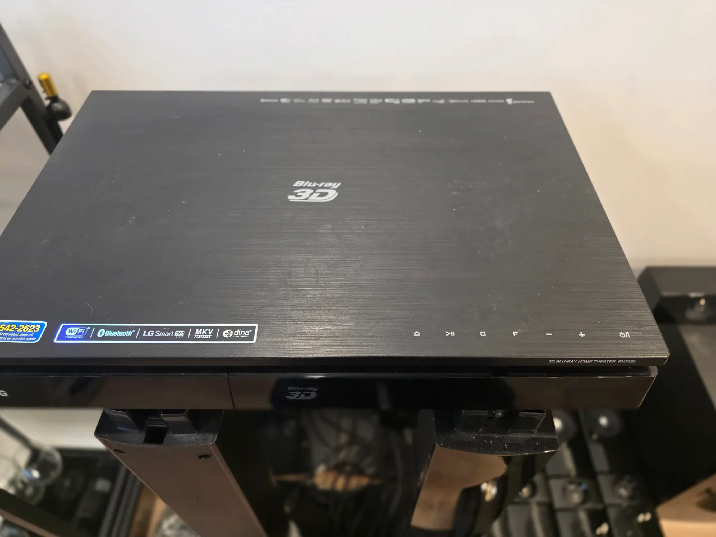 LG 3D Blu-ray Home Theater System image indicator(8)