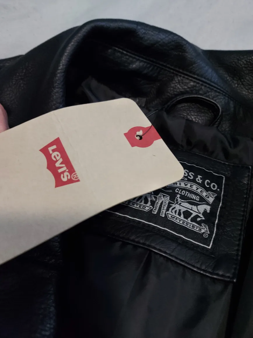 New Levi's Faux Leather Jacket - Size 3X image indicator(3)