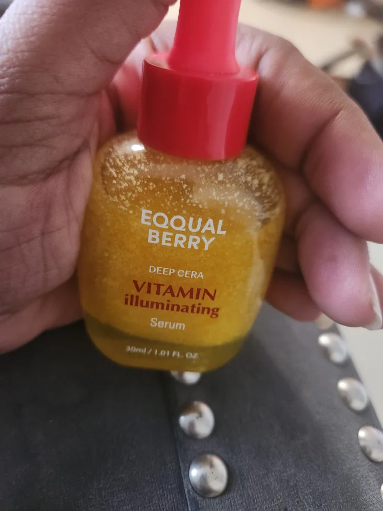 Eqqual Berry Vitamin Illuminating Serum thumbnail