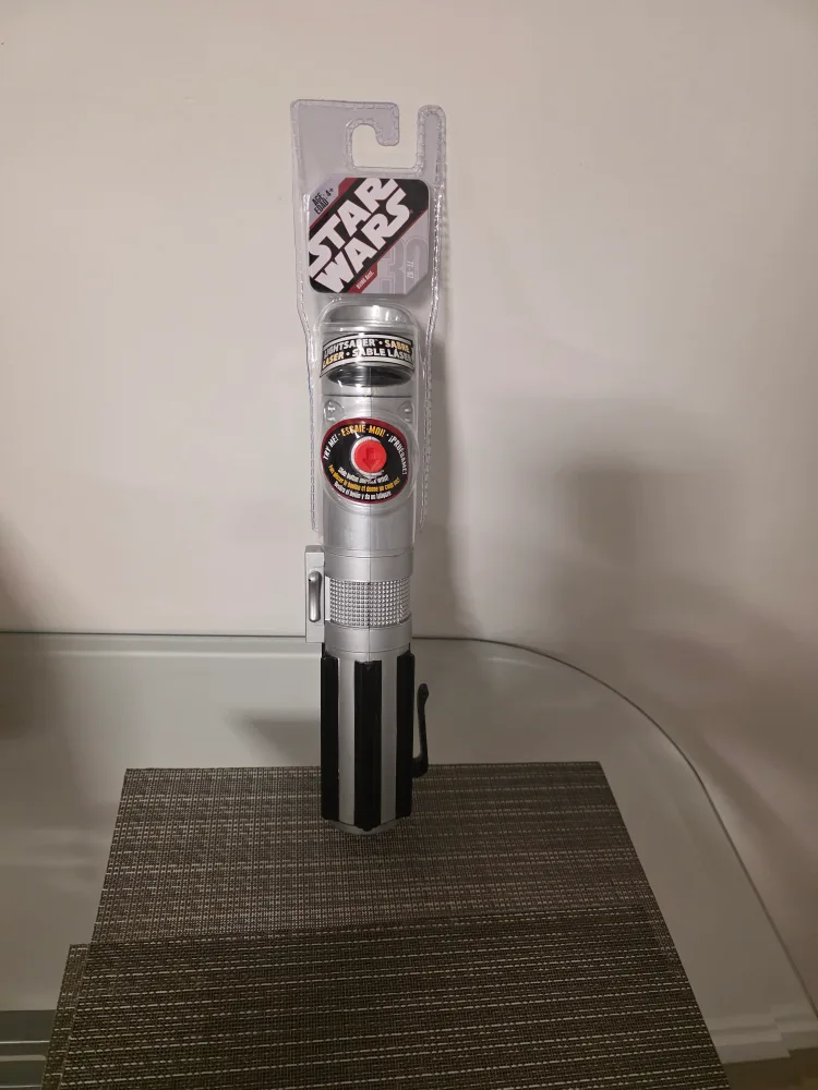 Star Wars Lightsaber Toy image indicator(2)