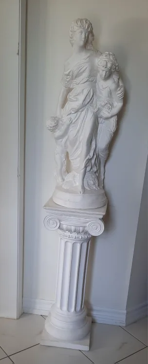 2 piece white clay statue thumbnail