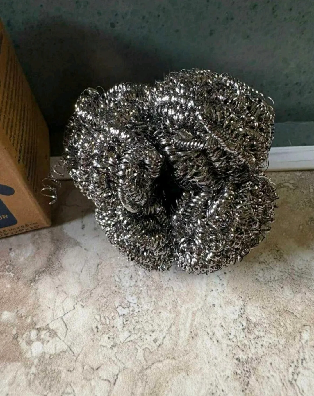 Norwex Mighty Mesh Pot Scrubber with Handle 🥕 image indicator(2)