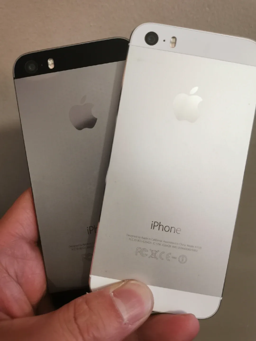 iPhone 5s 16G unlocked image indicator(2)