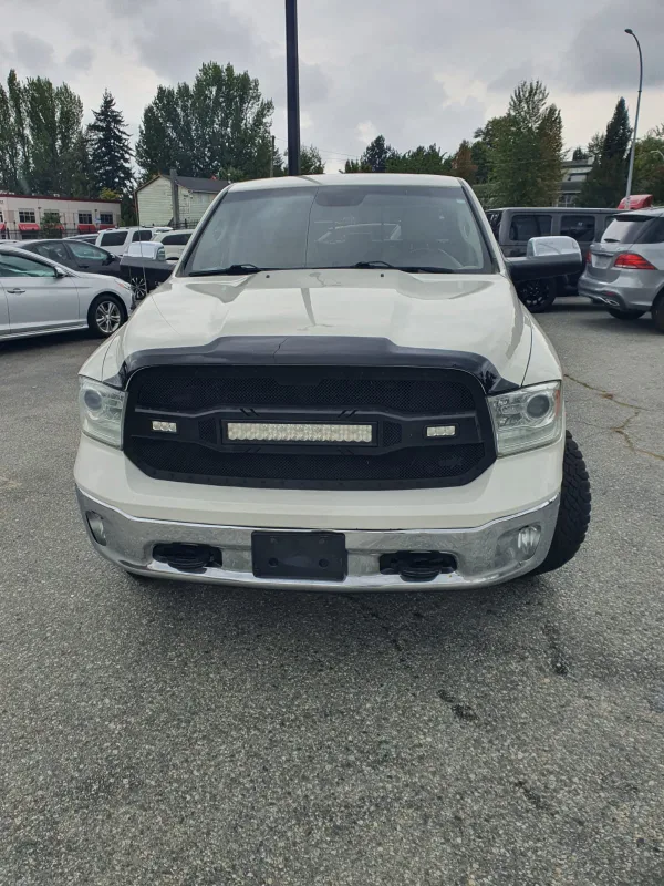 2017 Ram 1500 4X4 Laramie image indicator(10)