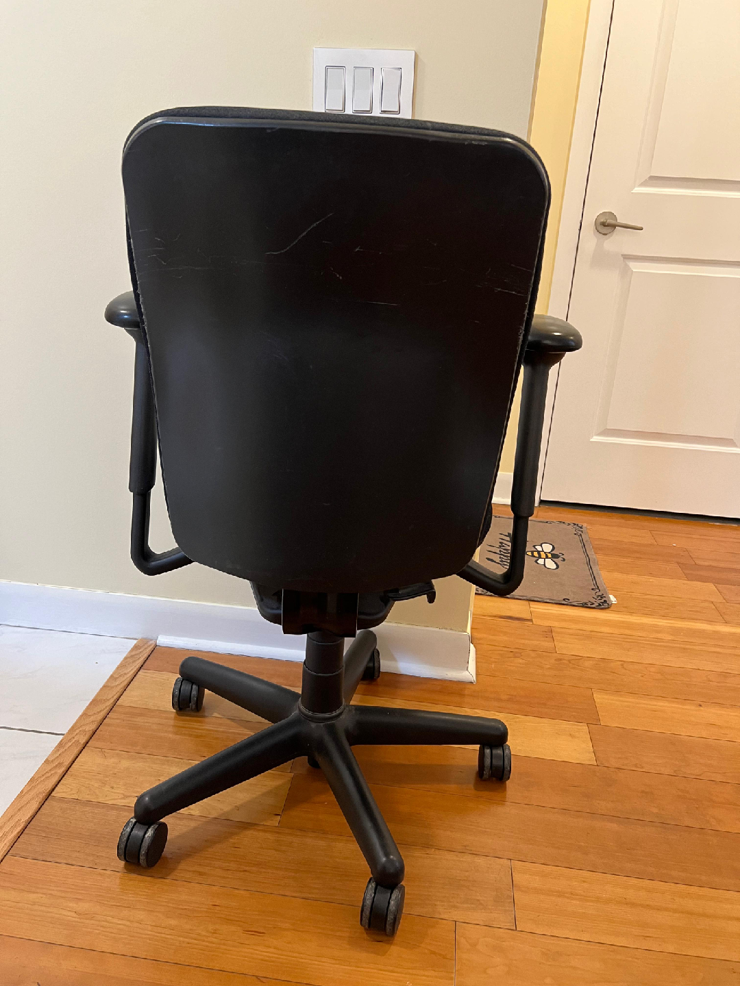 Office Chair - photo 3