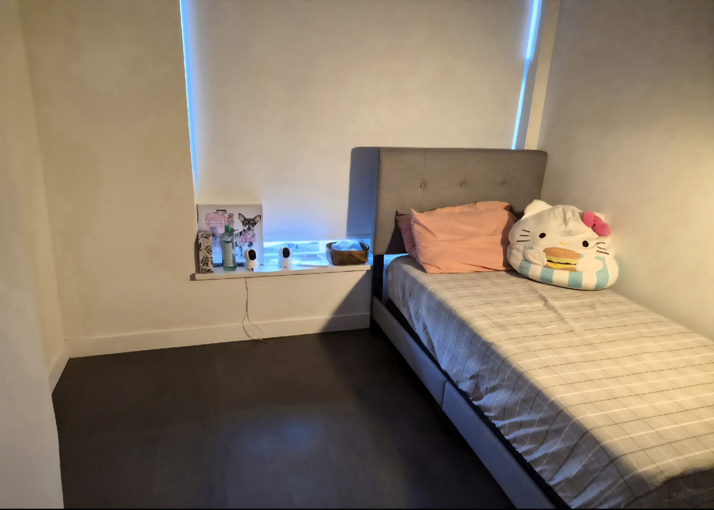 short term 1bed room rental - photo 3