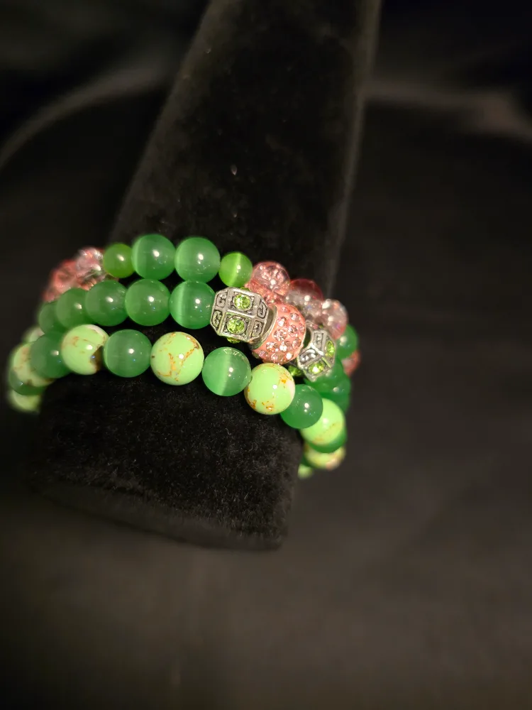 Green & Pink Beaded Bracelet thumbnail