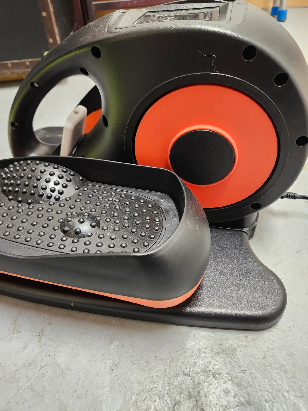 MotionGrey Under Desk Elliptical Machine image indicator(4)