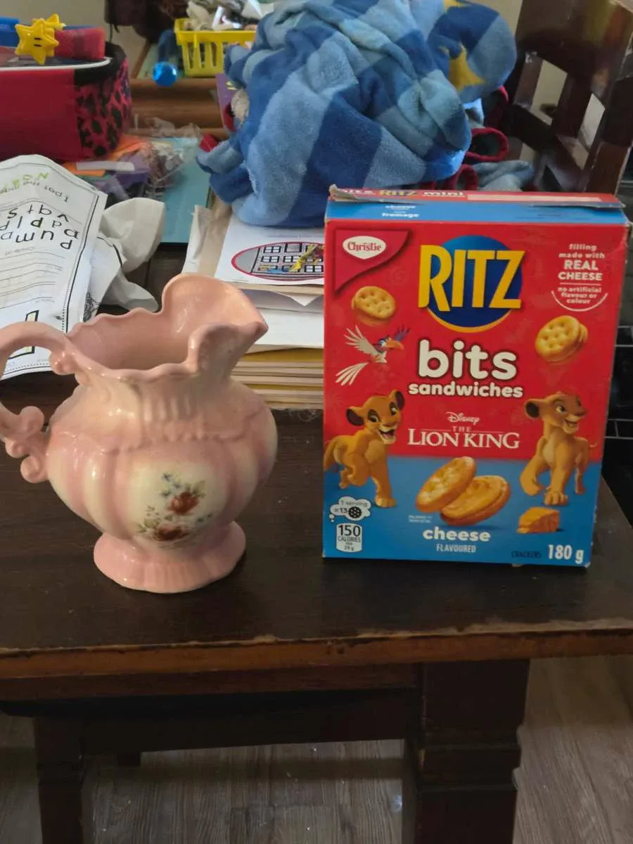 Vintage Pink Floral Wash Basin and Pitcher Set image indicator(2)