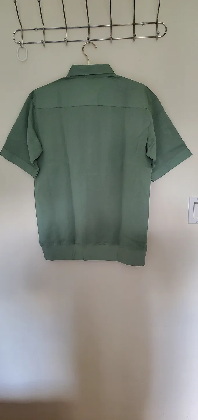 Norm Thompson LARGE Green Short Sleeve Shirt image indicator(5)