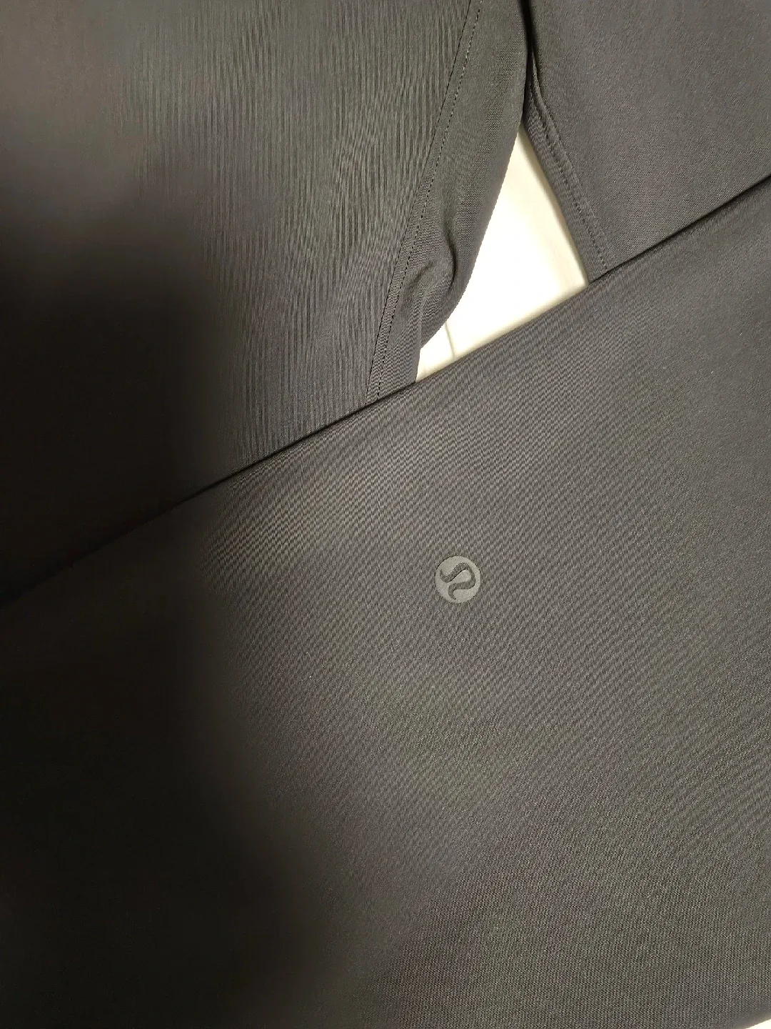 Lululemon Grey Jogger Pants - Size 6 image indicator(2)