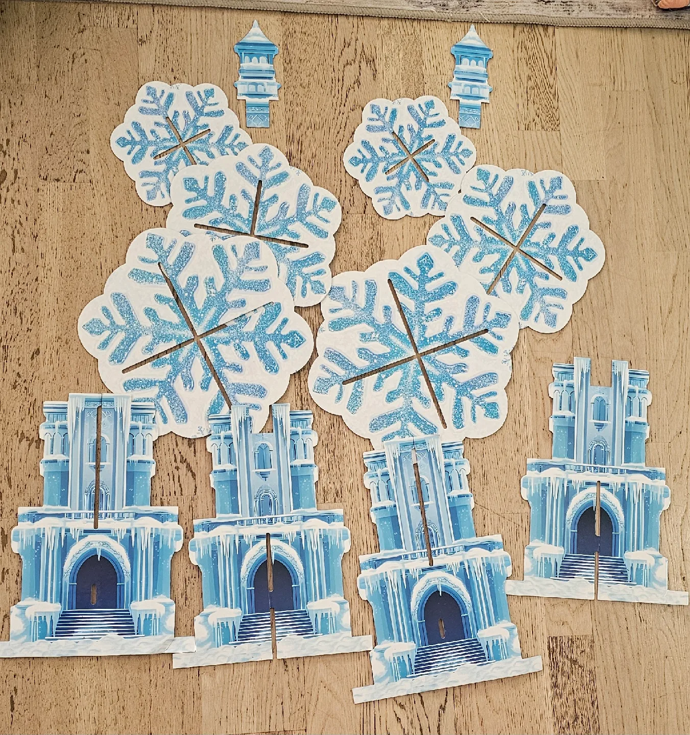 Frozen Castle 3-Tier Cupcake Stand thumbnail