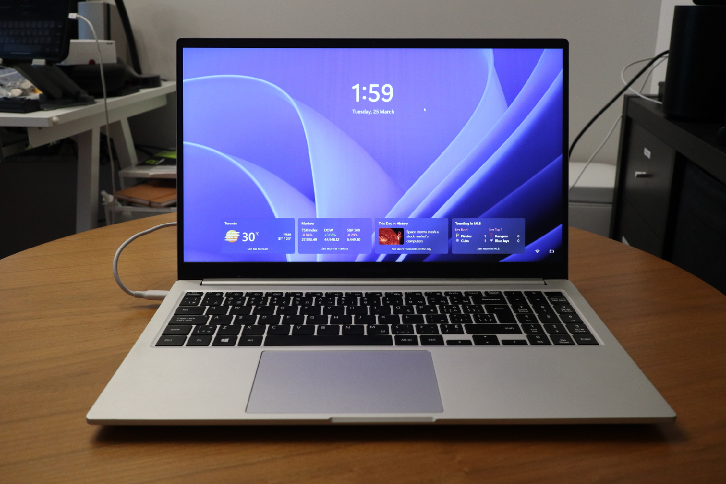 Samsung laptop Galaxy Book (15.6, i3, 8GB, Intel® UHD Graphics)