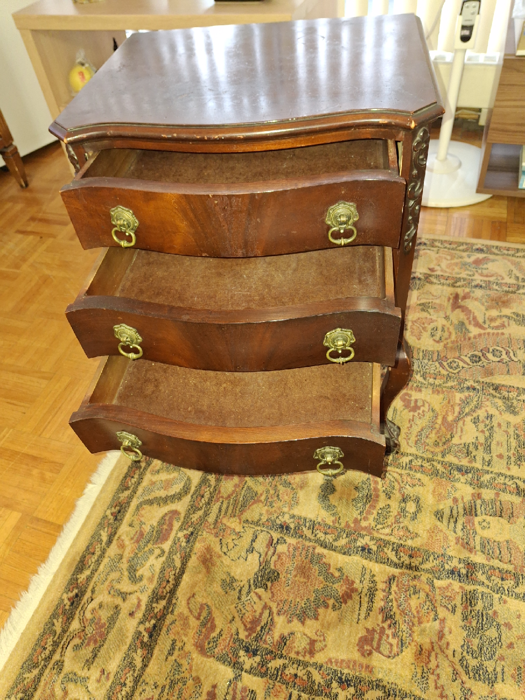 Night table - photo 2