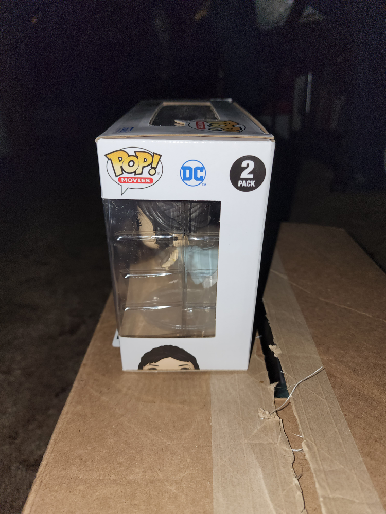 Funko Pop! Superman & Lois Flying 2 Pack - photo 2