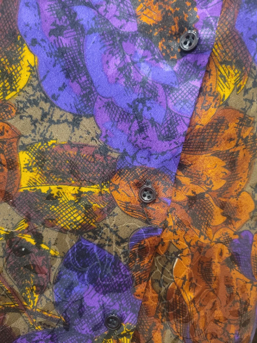 Women's size 6 top image indicator(6)