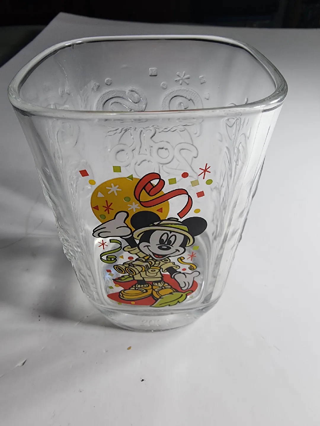 Disney Mickey Mouse 2000 Celebration Glass image indicator(2)