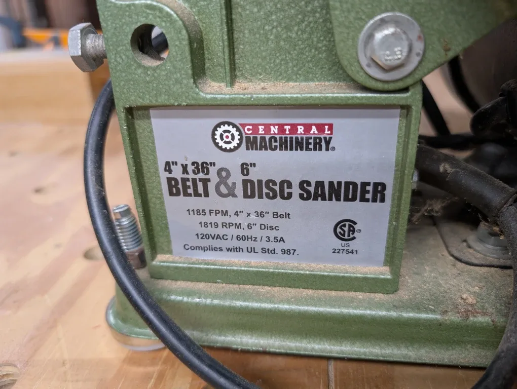 Central Machinery 4" x 36" Belt & 6" Disc Sander image indicator(2)