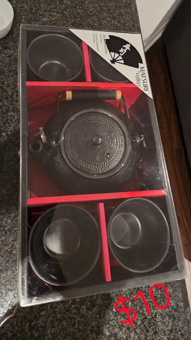 Matsun Collection Teapot Set - New in Box image indicator(2)