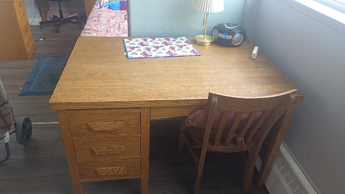 Assorted Furniture Pieces - photo 2
