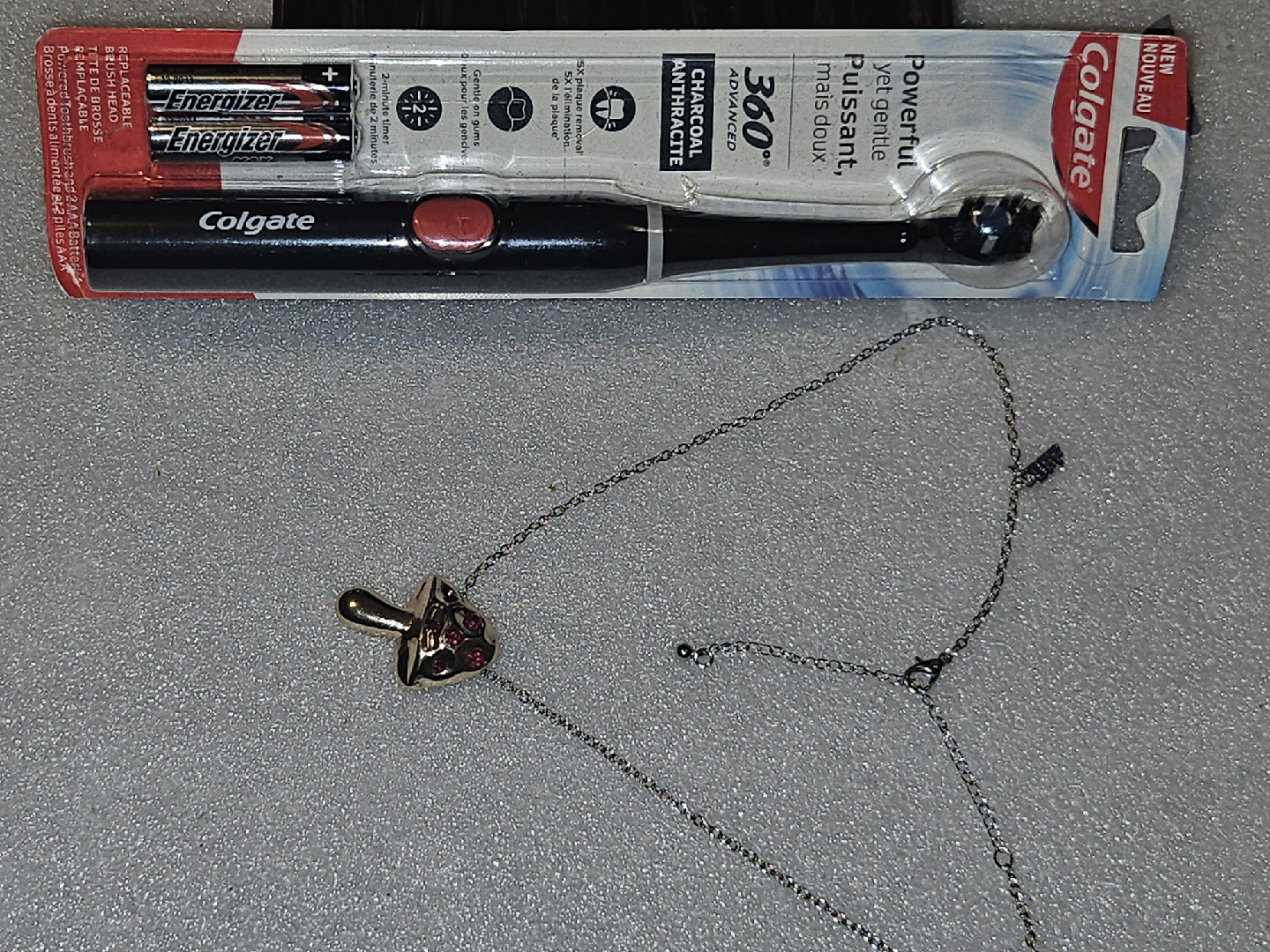 Colgate 360° Advanced Charcoal Electric Toothbrush - photo 4