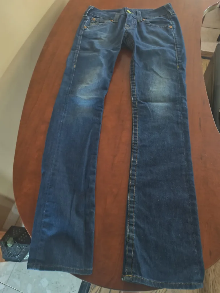 True Religion Jeans Size 27 image indicator(2)