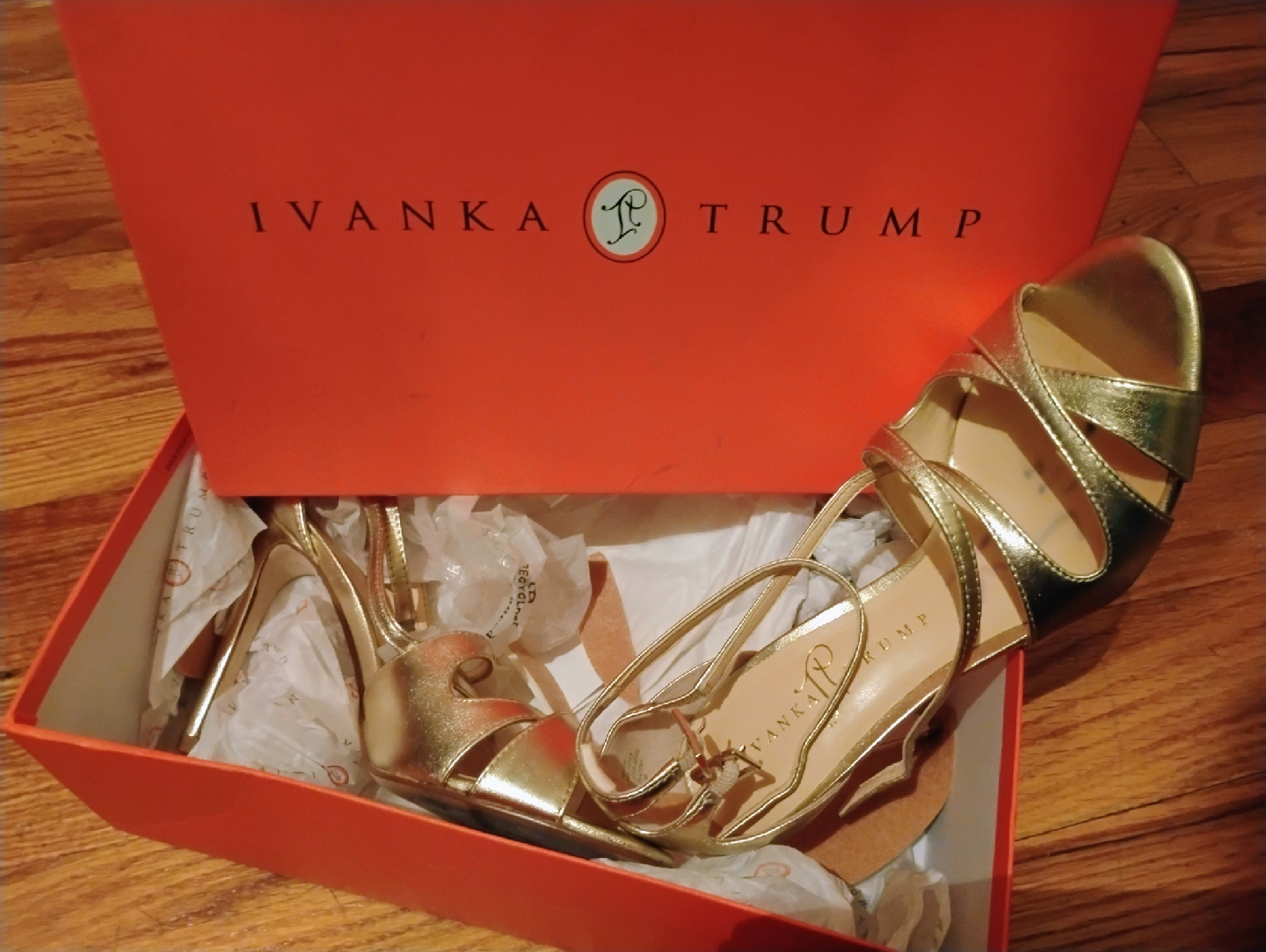Ivanka Trump Gold Heels, Size 7.5