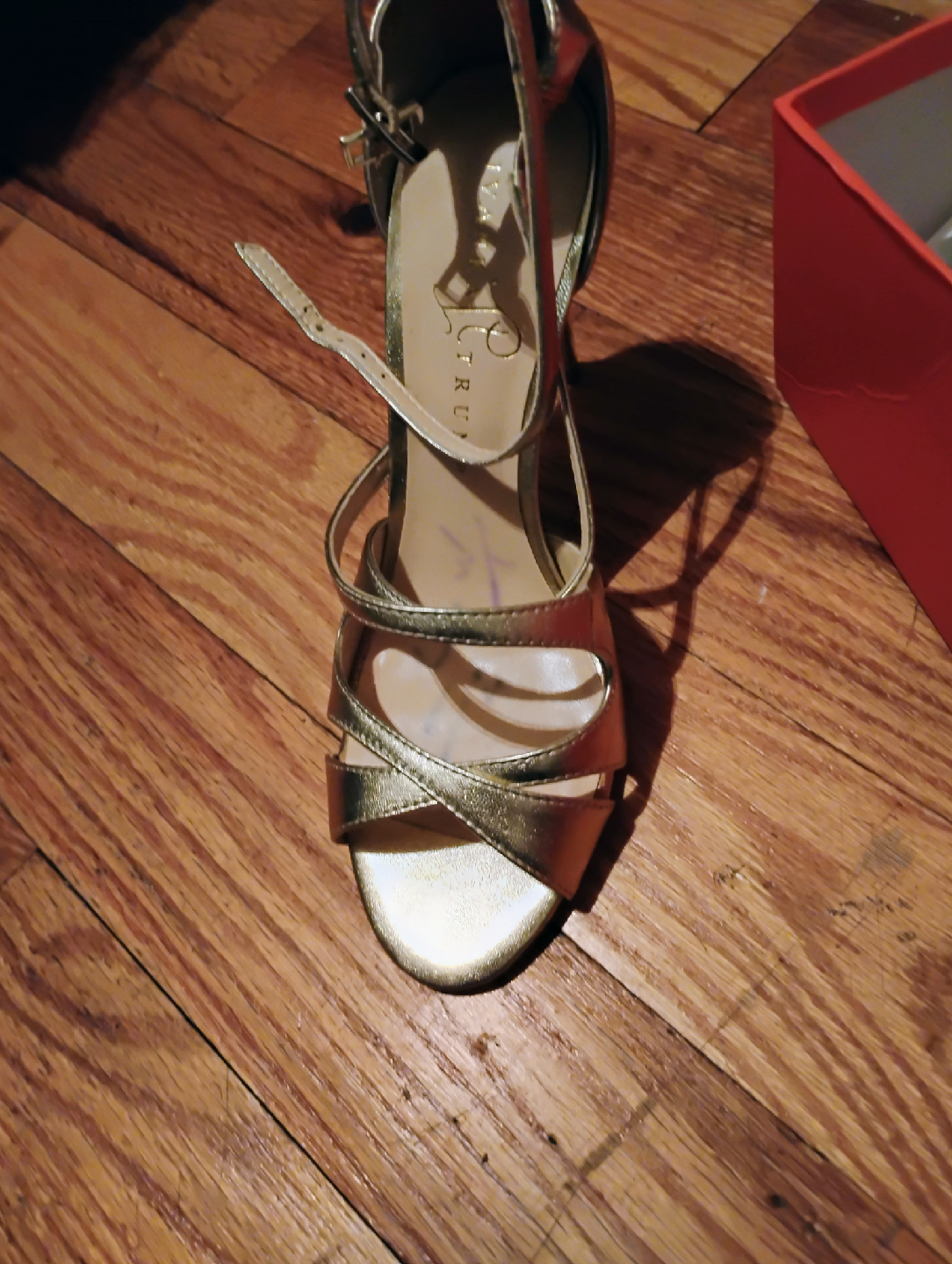 Ivanka Trump Gold Heels, Size 7.5 - photo 2