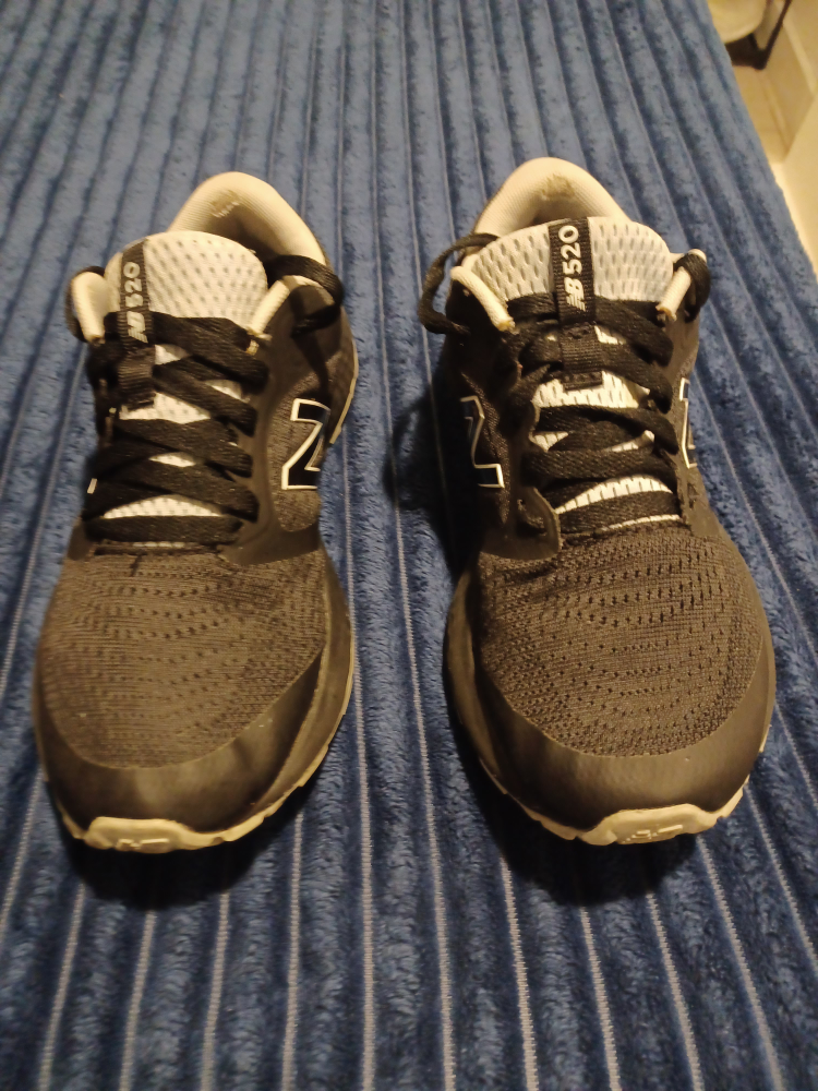 New Balance 520 Running Shoes