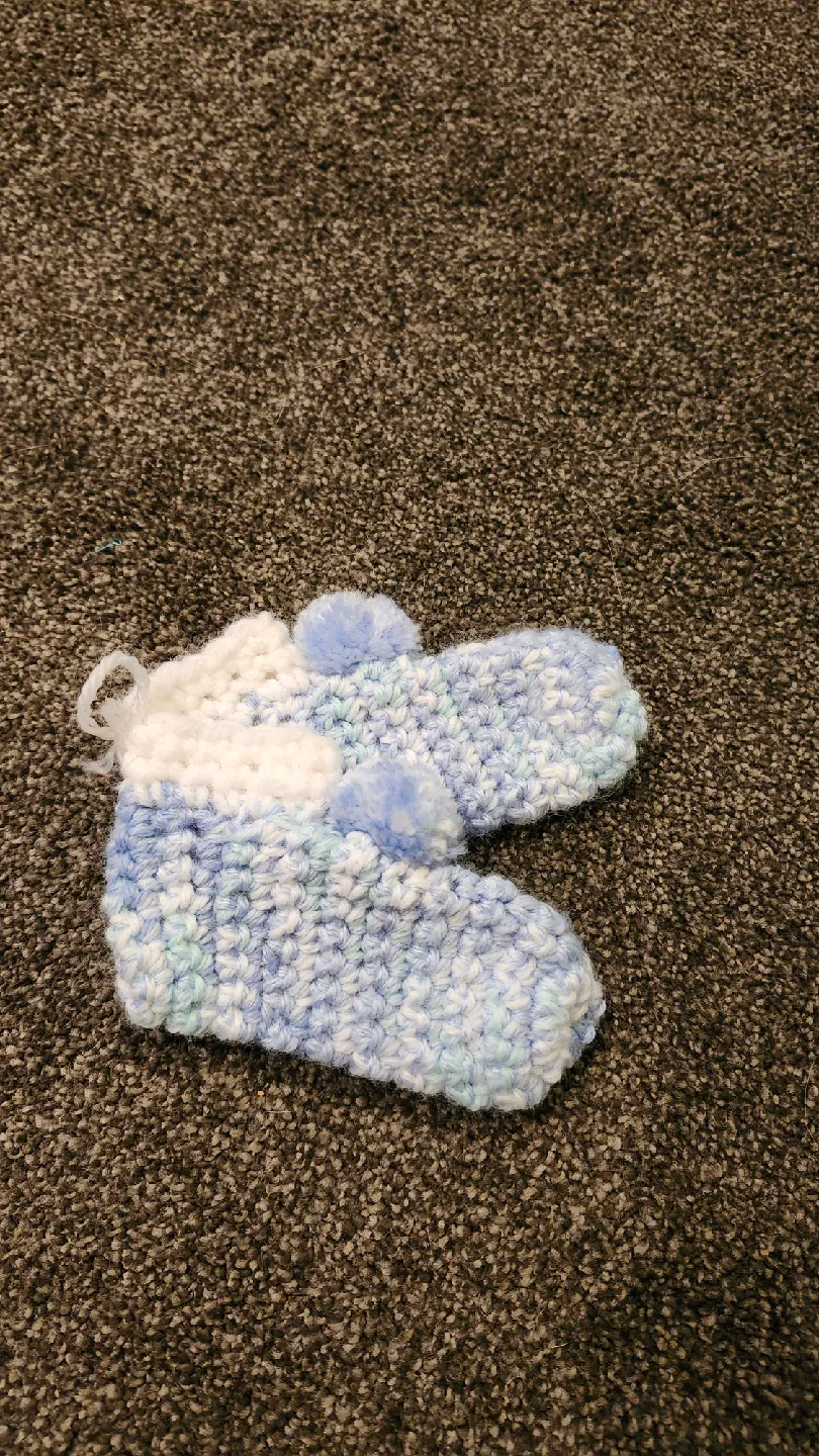 Handmade Blue & White Baby Booties thumbnail