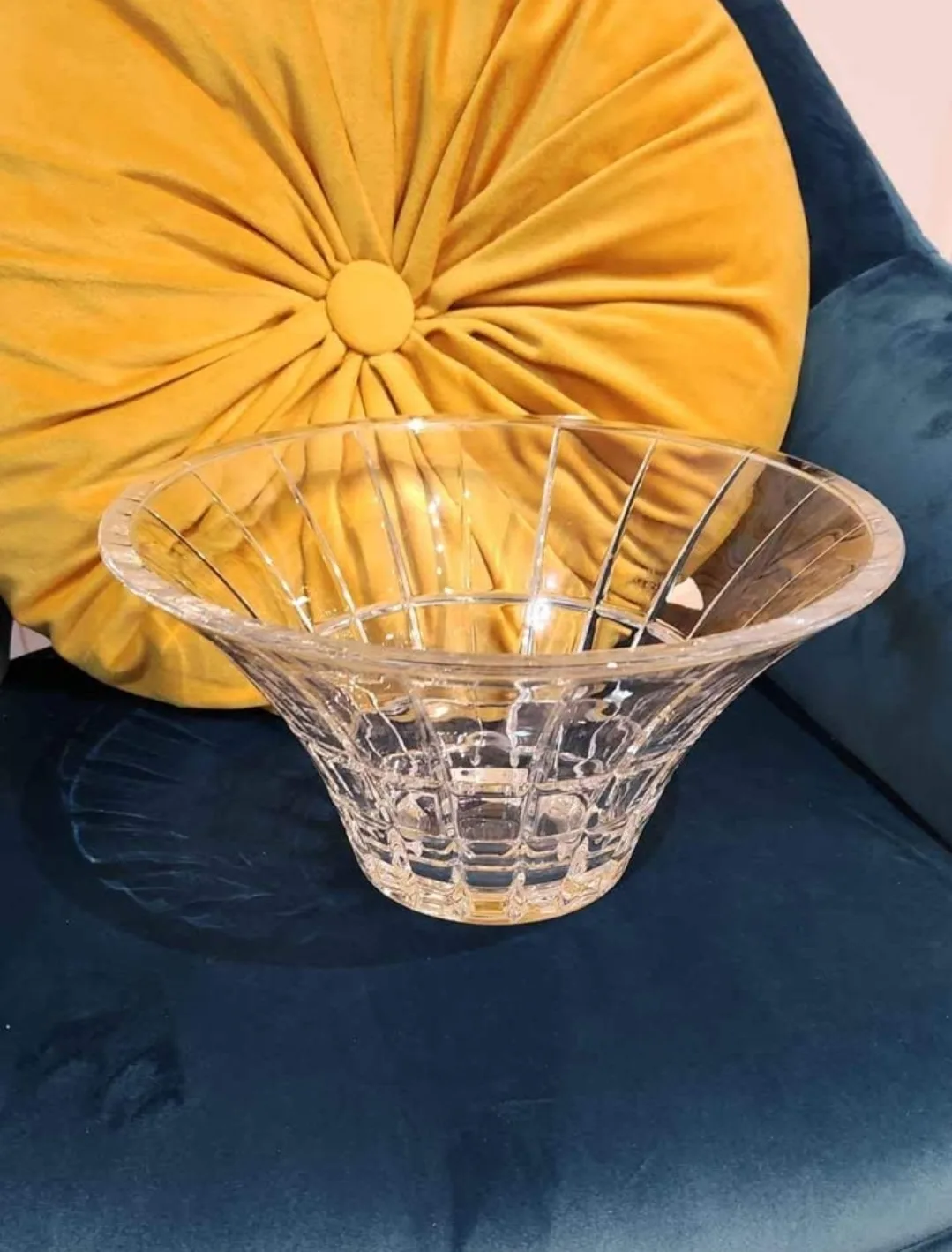 NEW! MIKASA "AVENUE" CRYSTAL BOWL - 10" ROUND image indicator(2)