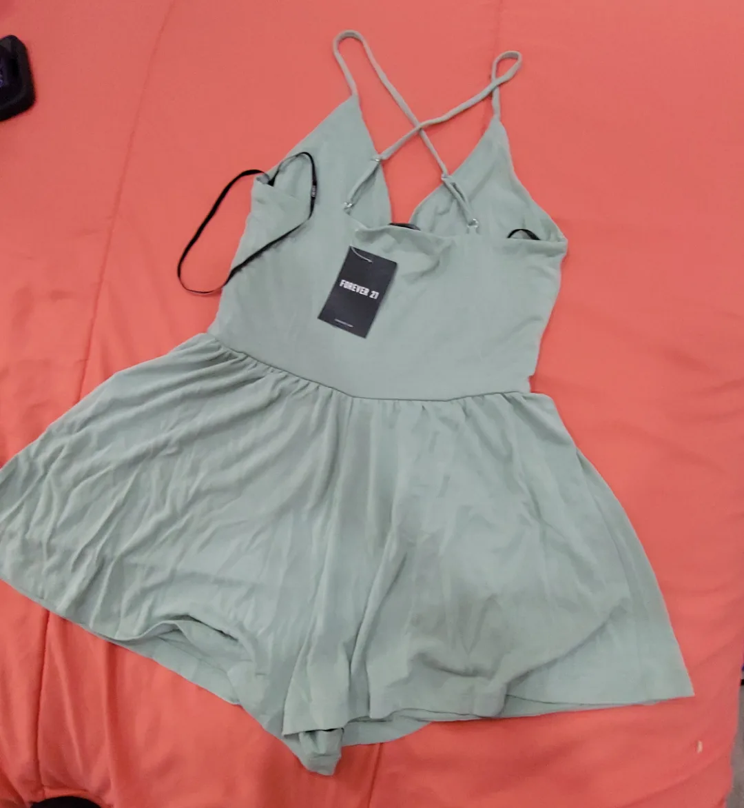 Forever 21 Romper - Light Green, Size S image indicator(2)