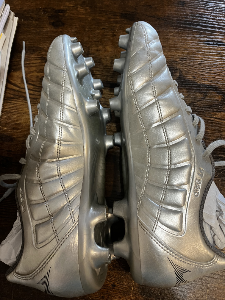 Mizuno Rebula Cup Select Football Cleats - US 9.5 - photo 5