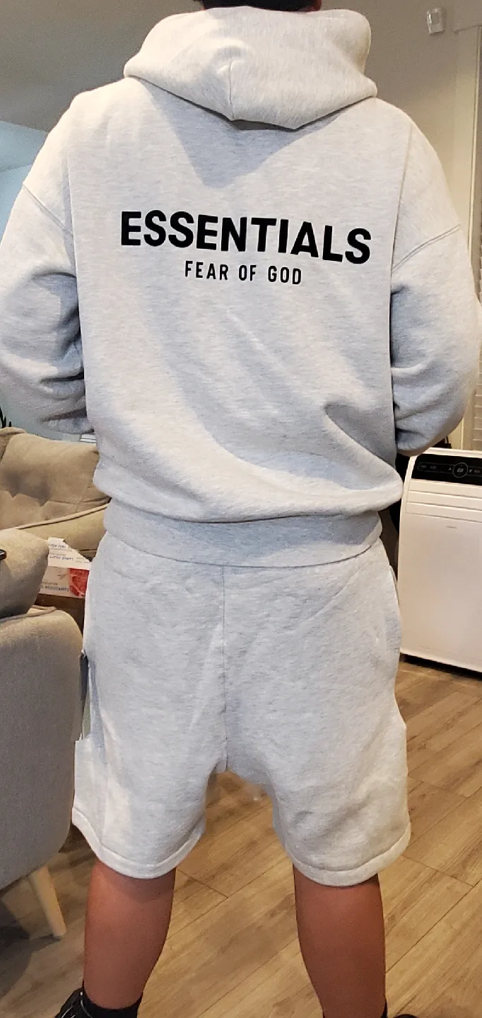 Essentials Fear of God Grey Hoodie & Shorts Set image indicator(3)