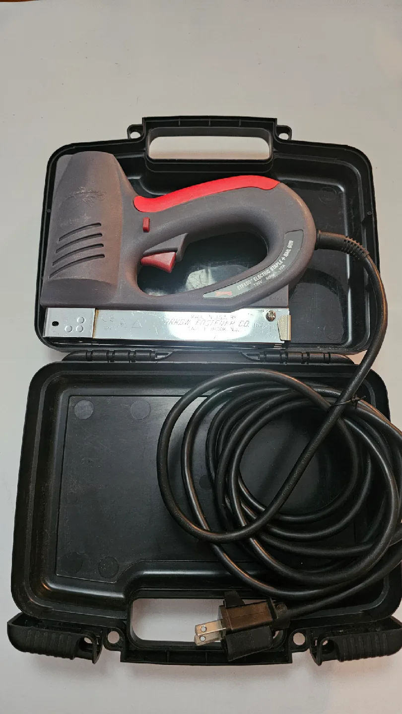 Arrow ETFX50 Electric Staple Gun w/ Case thumbnail